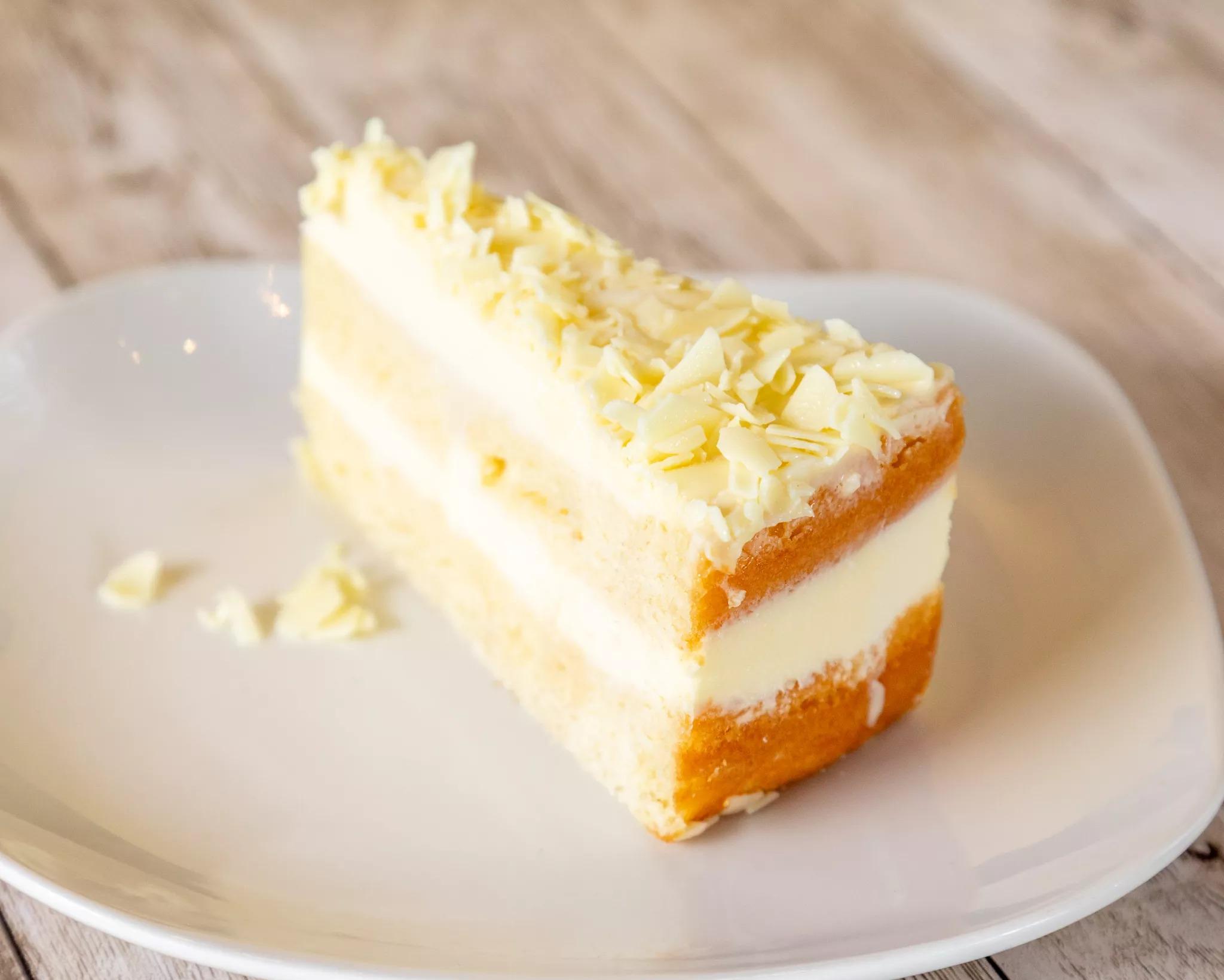 Limoncello Mascarpone Cake.