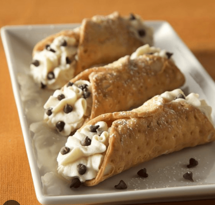 Cannoli.