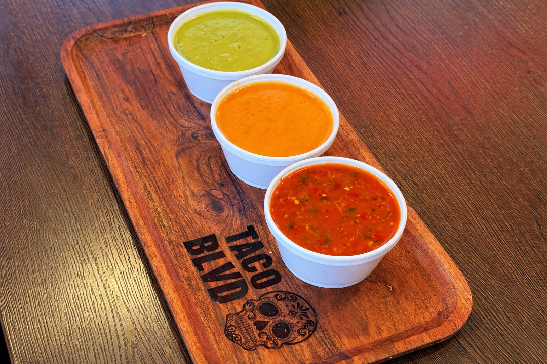 SALSA CUP 8 OZ.