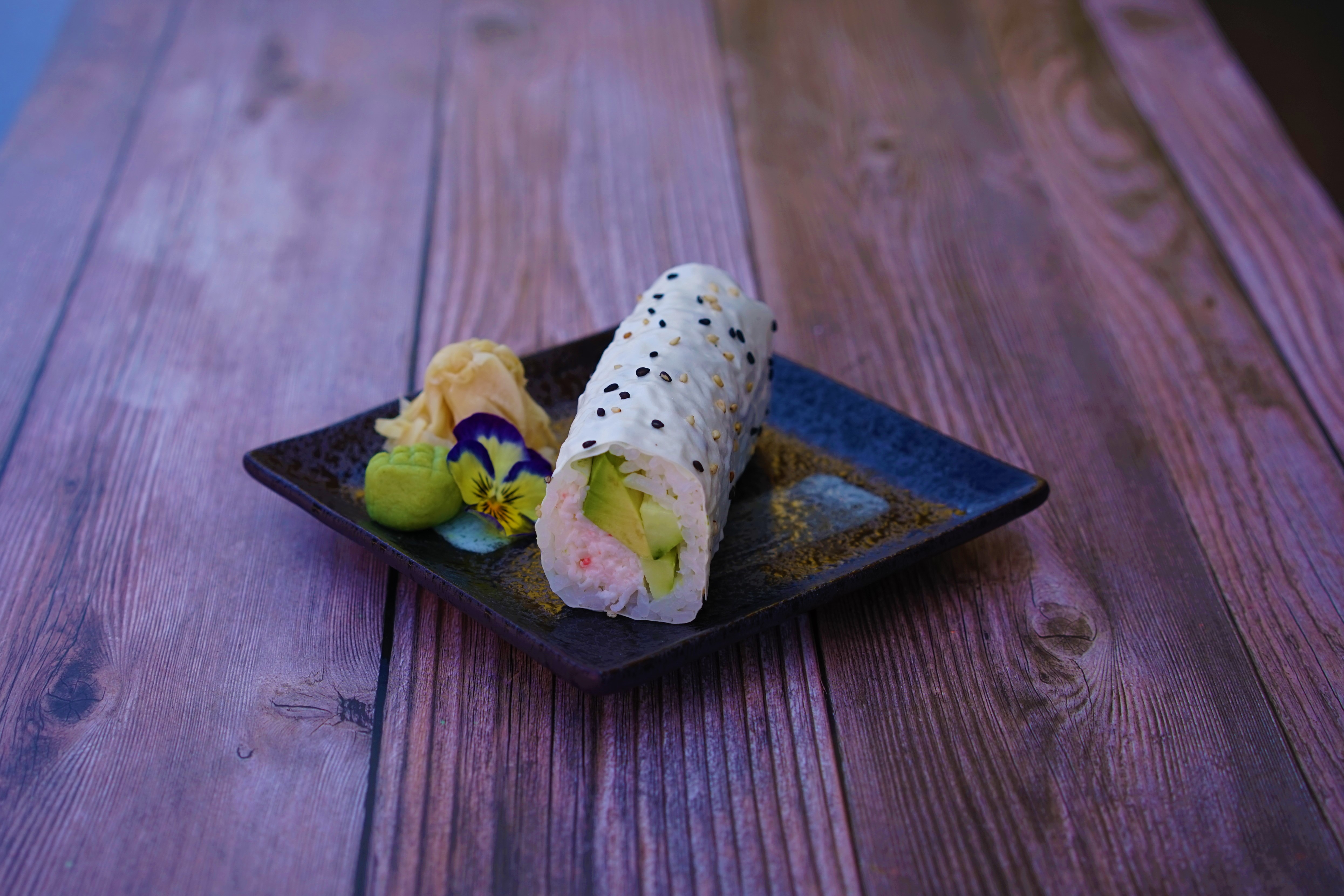 California Hand Roll.