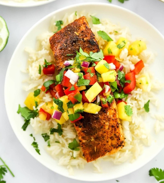 Blackened Salmon, Rice & Mango Chutney.