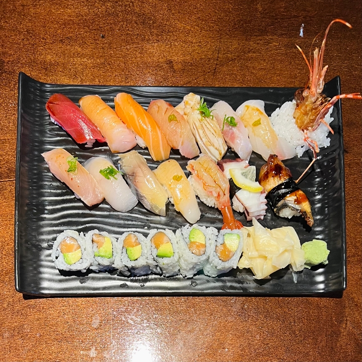 Premium Nigiri Plate.