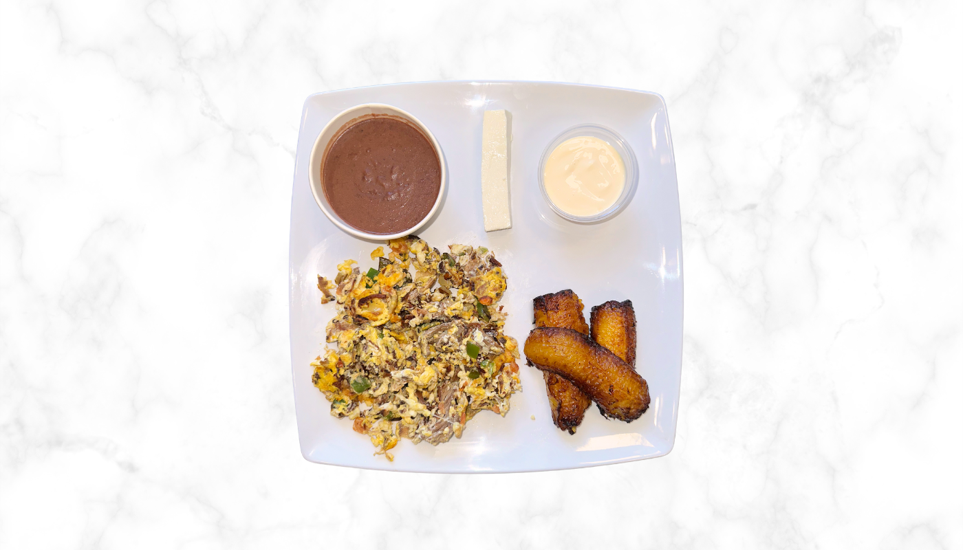 Huevos Con Machaca.