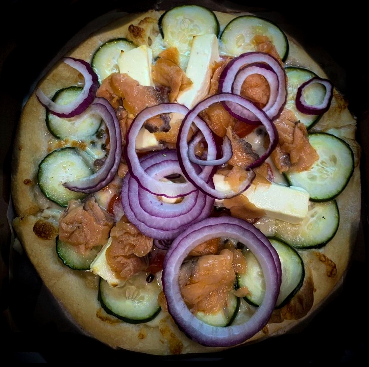 16" Smoked Salmon.