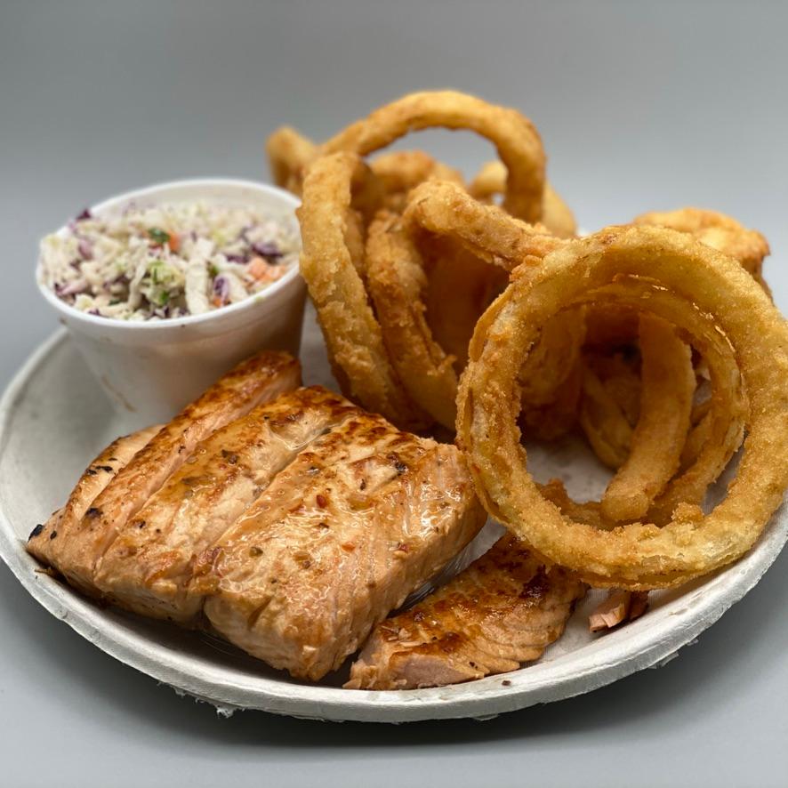 Grilled Salmon Onion Dinner.