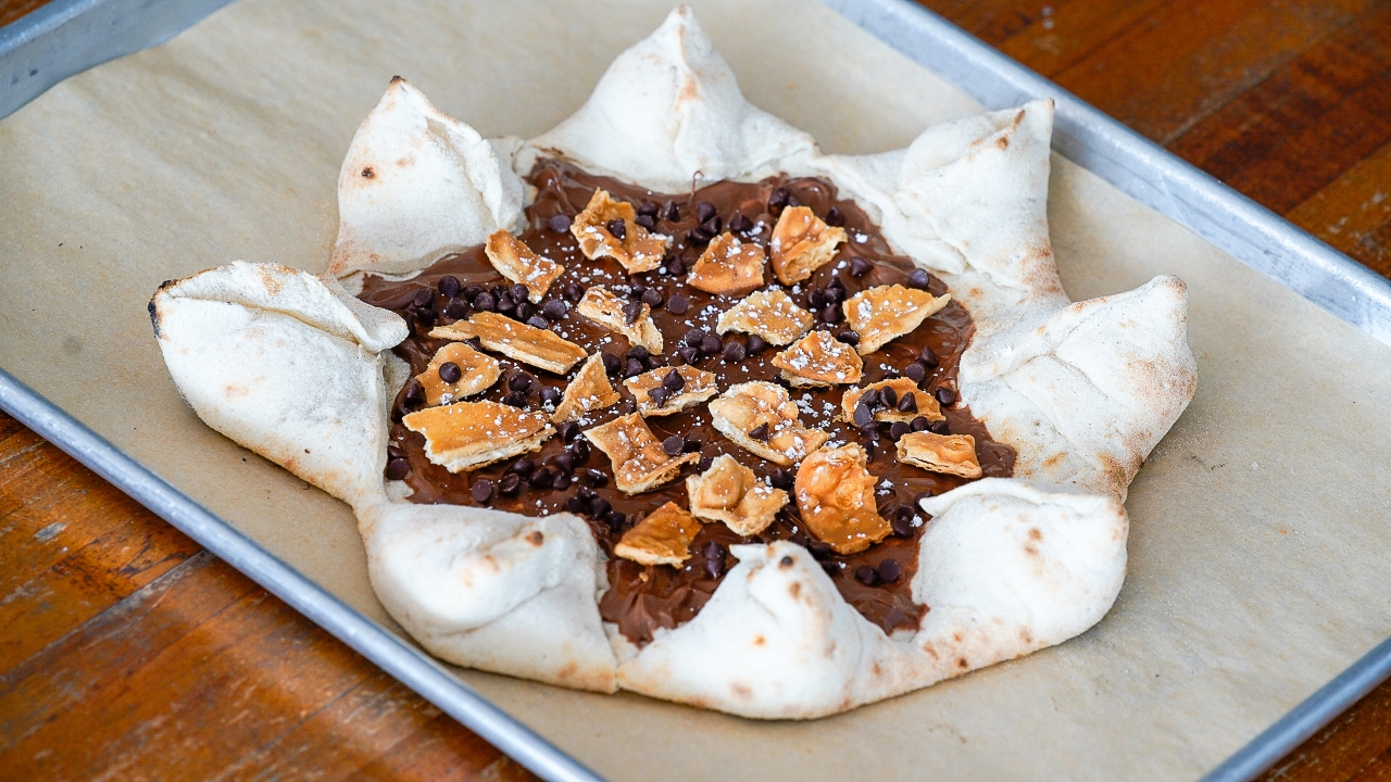 The Broken Cannoli.