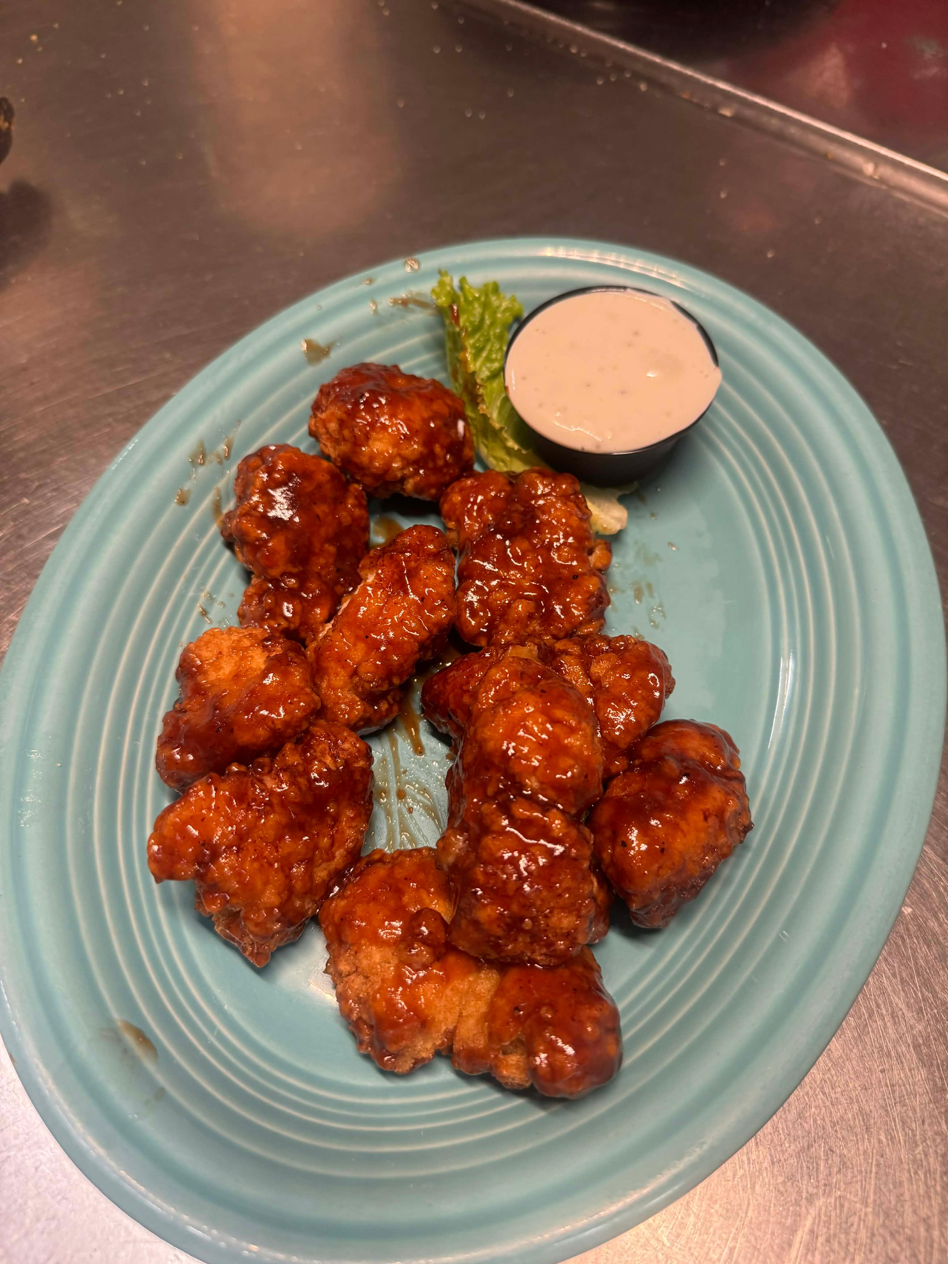 10 Boneless Wings.