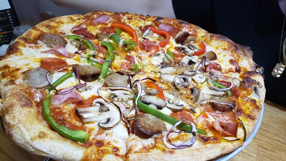 10" Supreme Pizza.