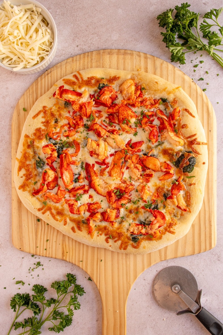 Lobster Pizza 🦀.