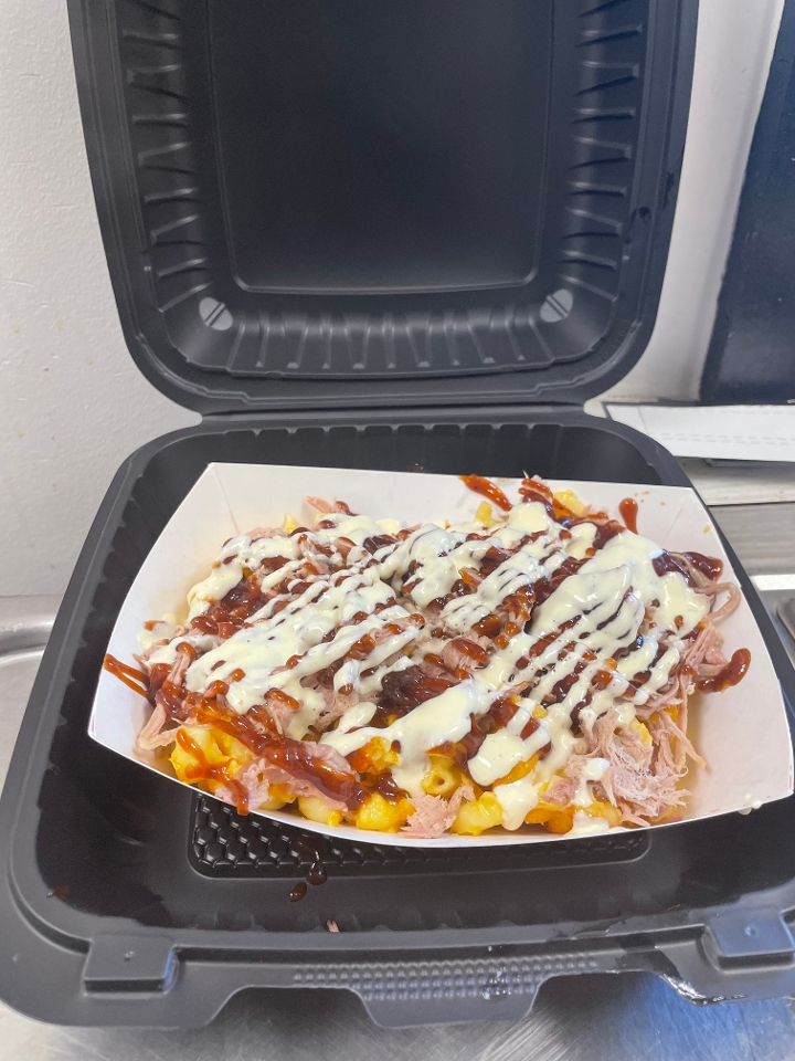 Smackin Mac.