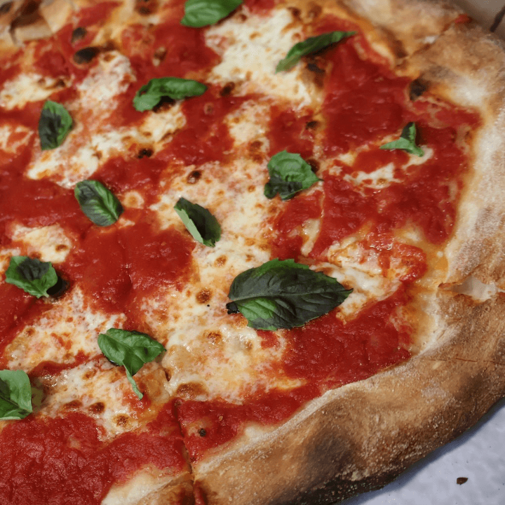 Small Margherita Pizza.