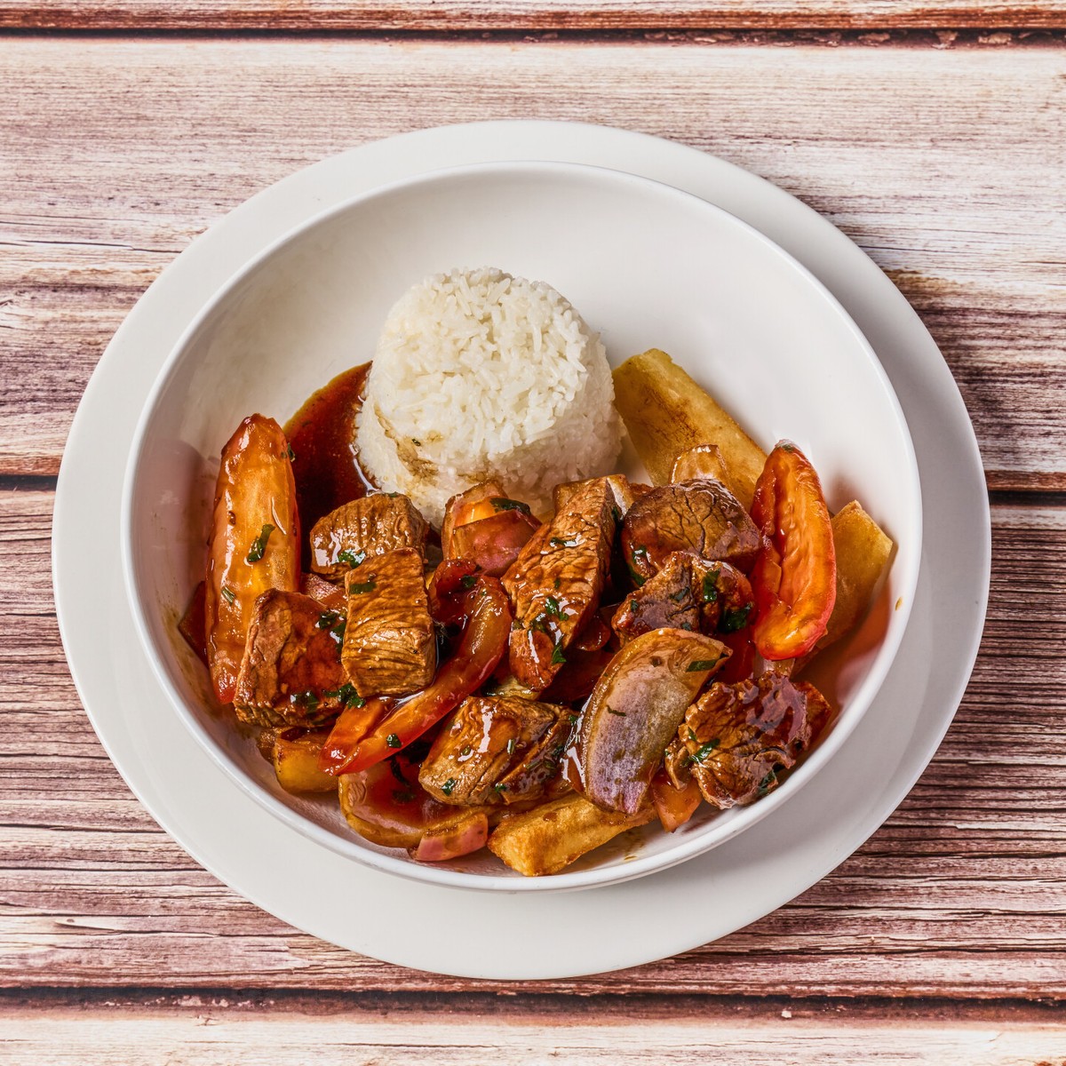Lomo Saltado.
