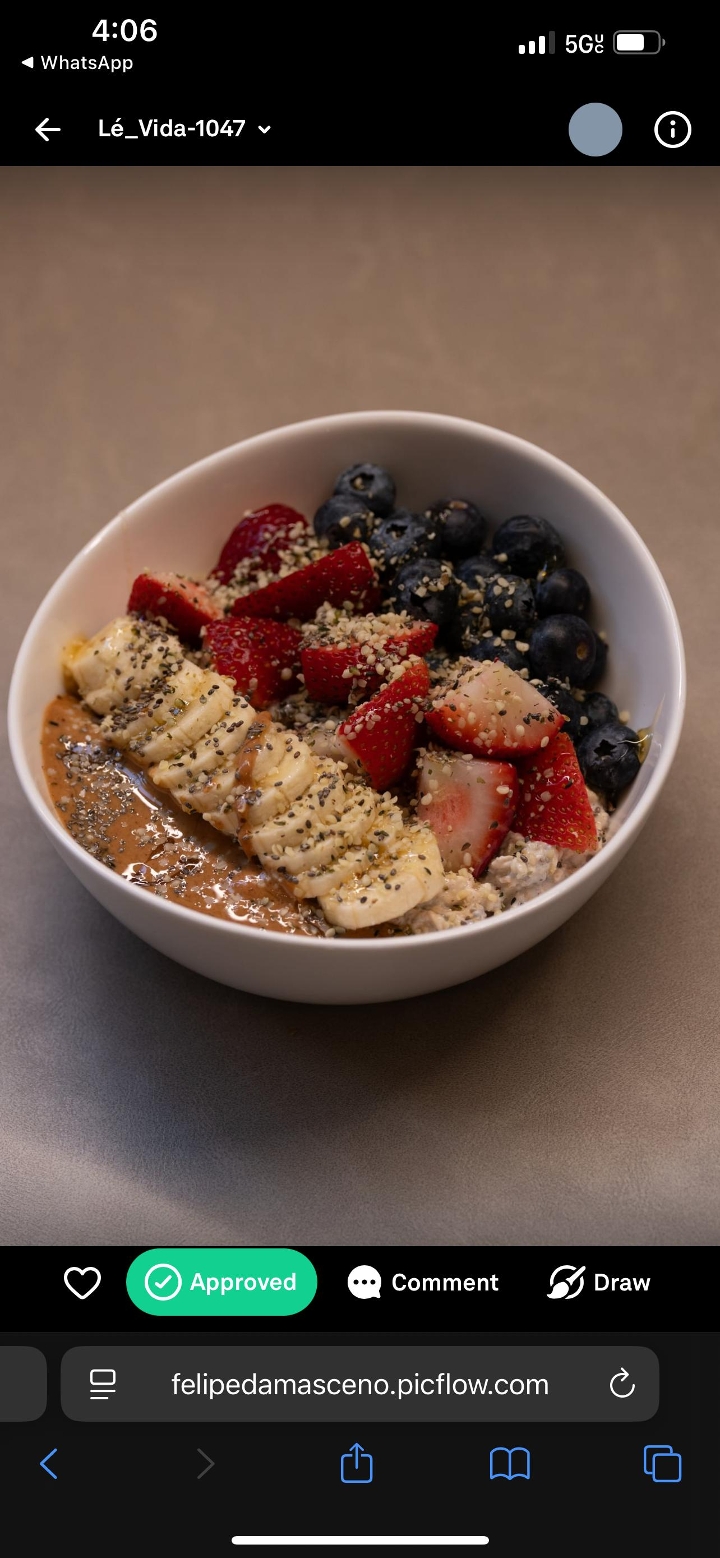 Banana Greek Yogurt Bowl.