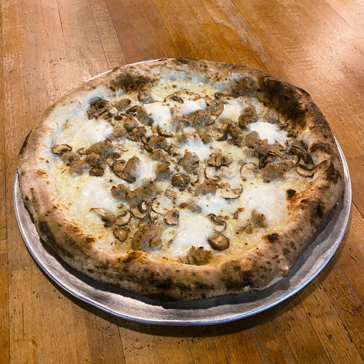 Nap Funghi e Salsiccia.