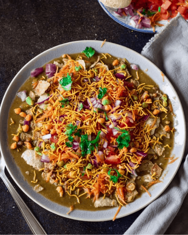 Masala Puri (Vegetarian).