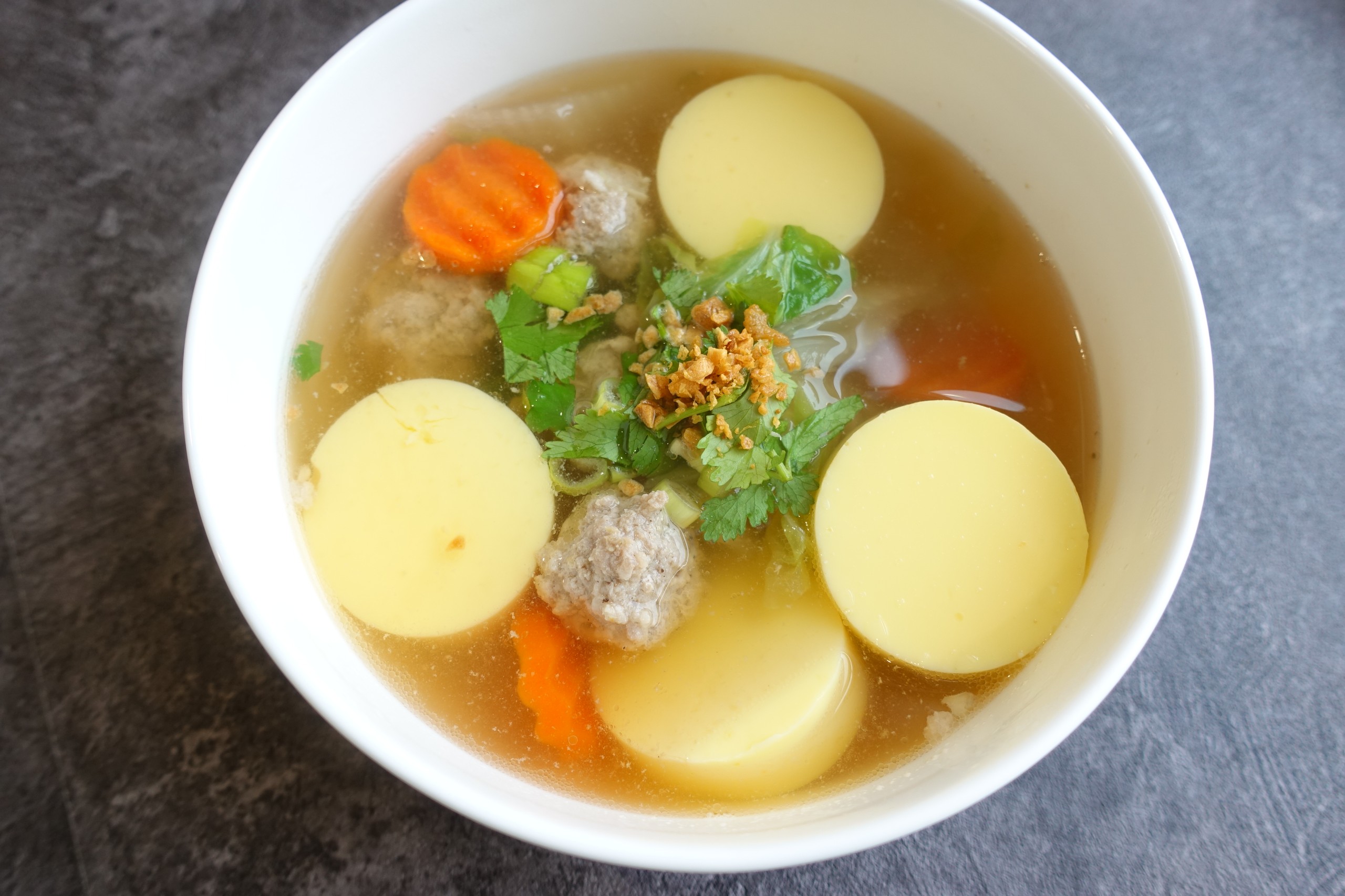 Tofu Soup (แกงจืดเต้าหู้หมูสับ).