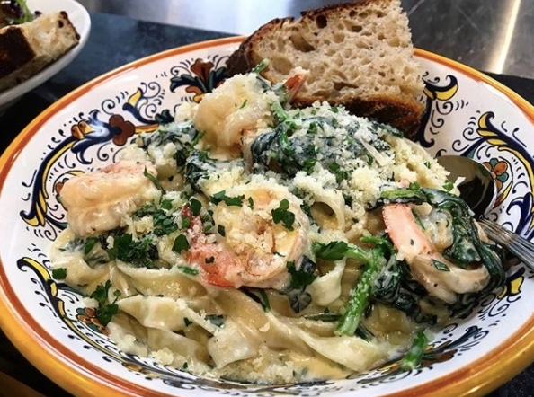 Shrimp Alfredo.
