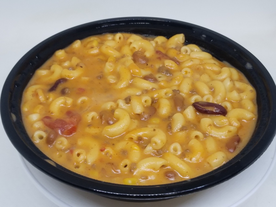 BIG MIC'S HOUSE CHILI MAC.