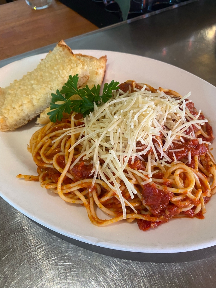 Spaghetti Marinara.