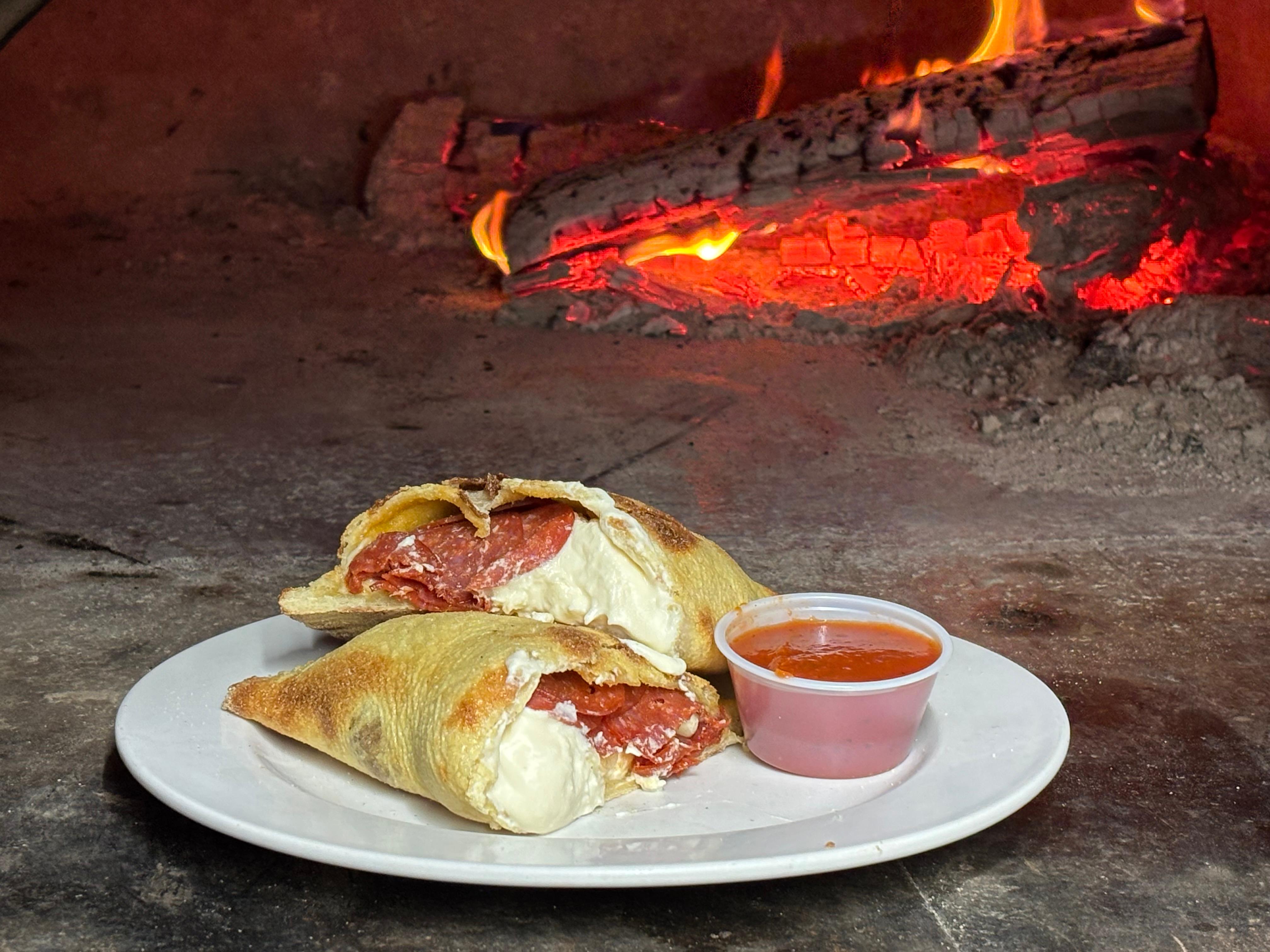Classic Best Calzone (Pepperoni).