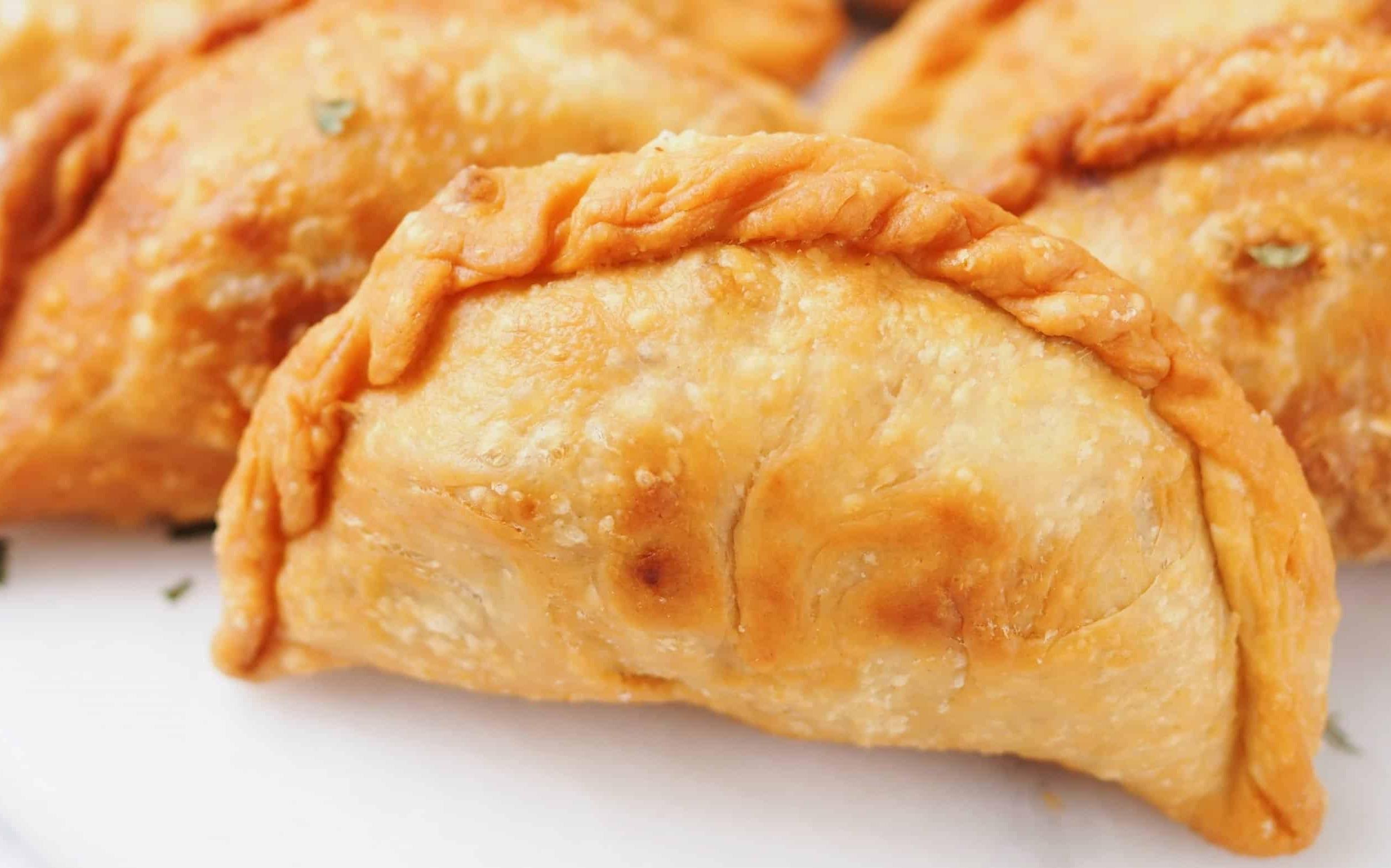Curry Puffs (Veggies) (Deep Copy).