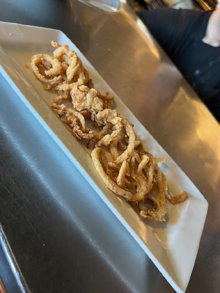 Side Onion Strings.