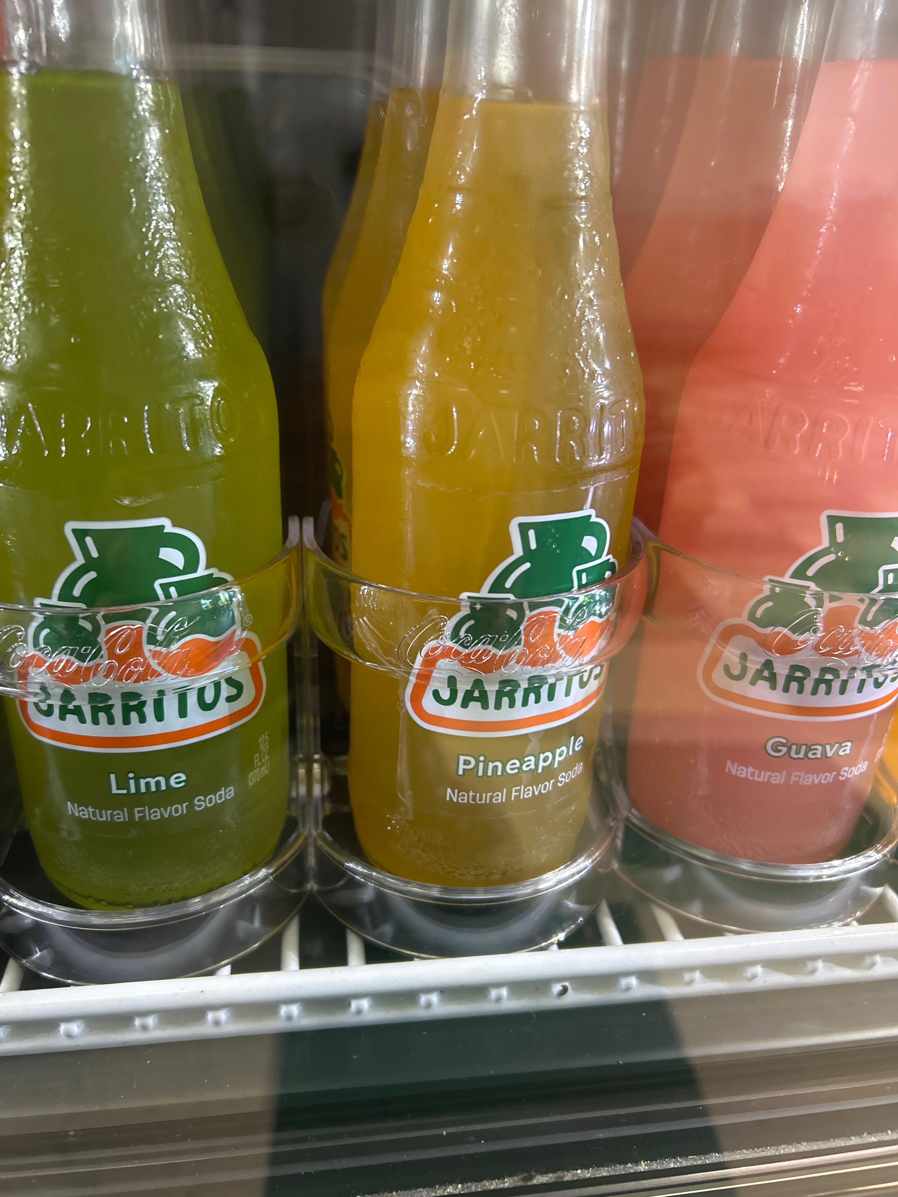 Jarritos.