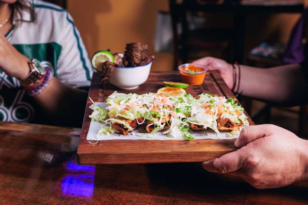 Tacos Dorados w/ Steak & Guac.