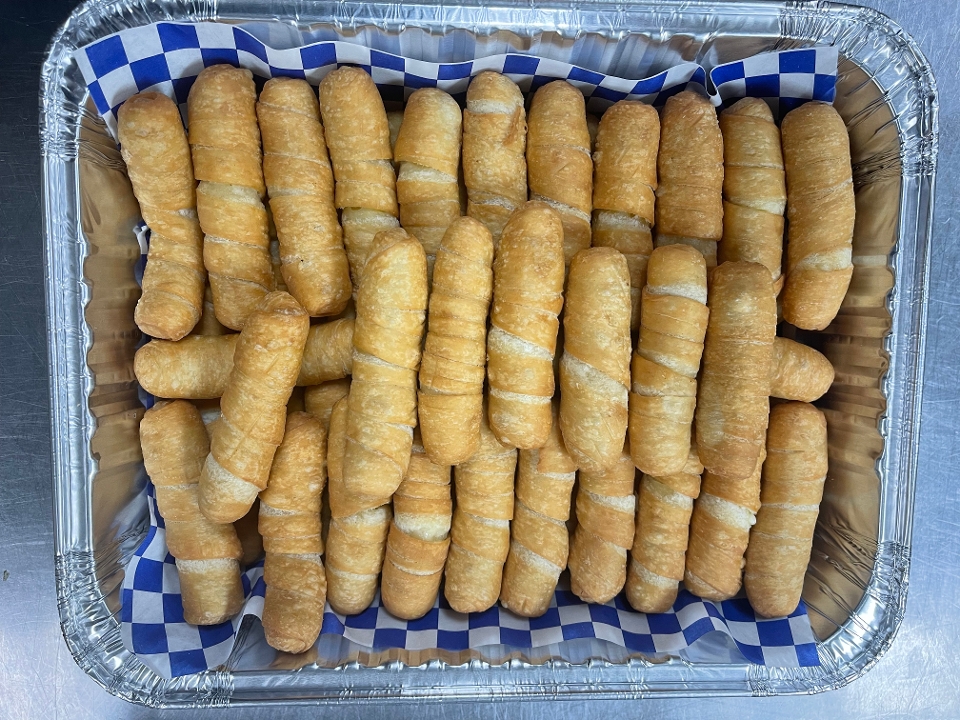 25 Tequeños.