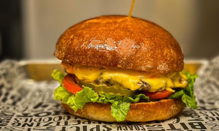 Classique Smash Burger.