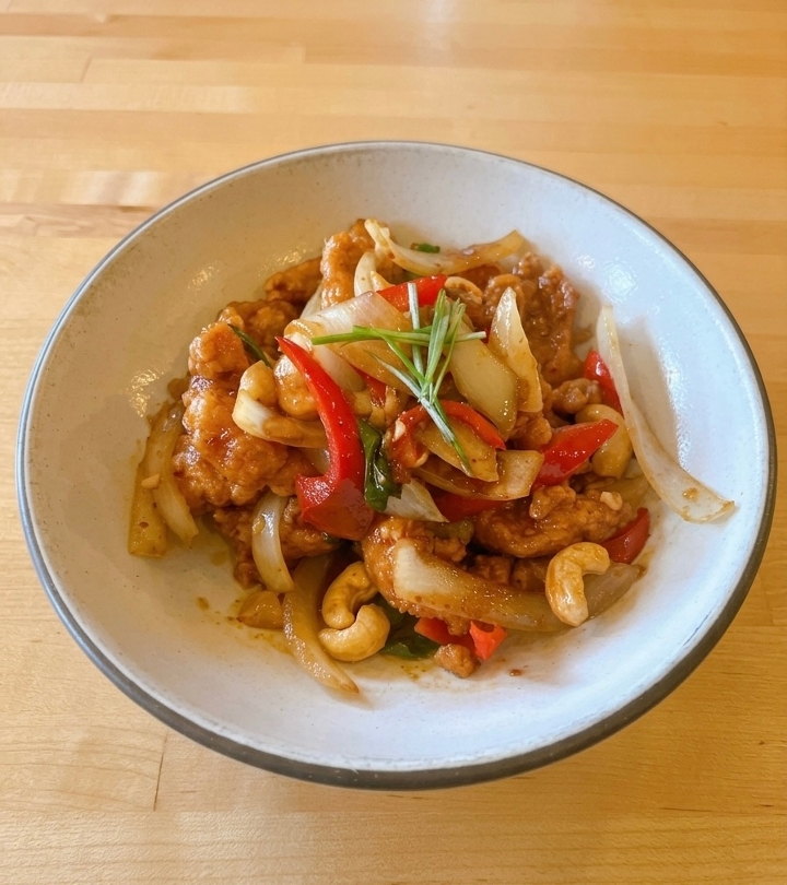 Cashew Nut Chicken.