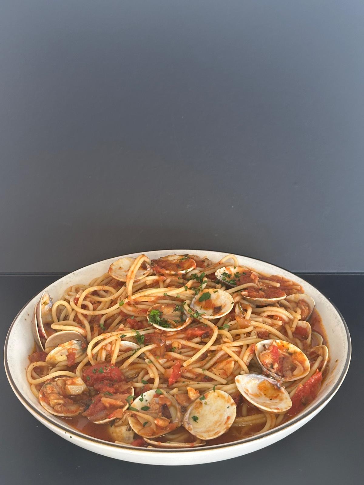 Spaghetti w/ Clams*.
