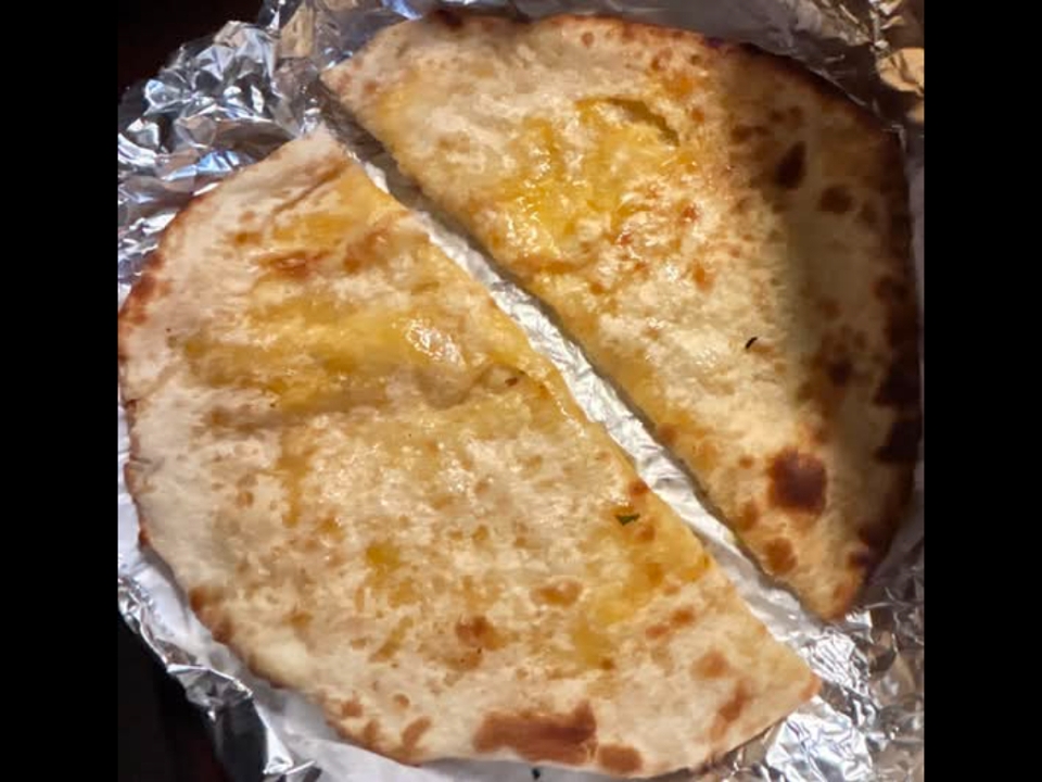 CHEESE NAAN*.