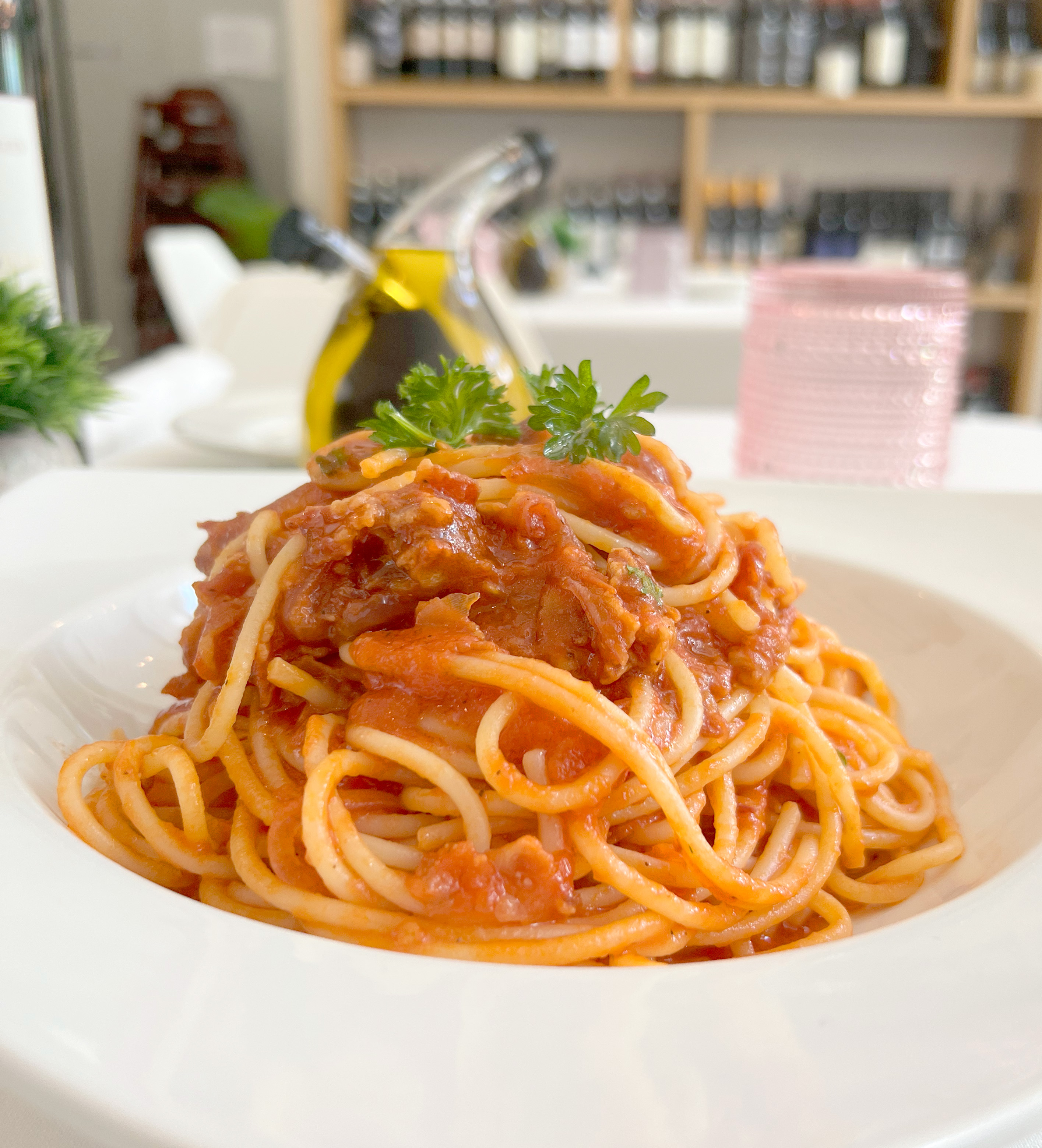 Vegan spaghetti all’amatriciana.