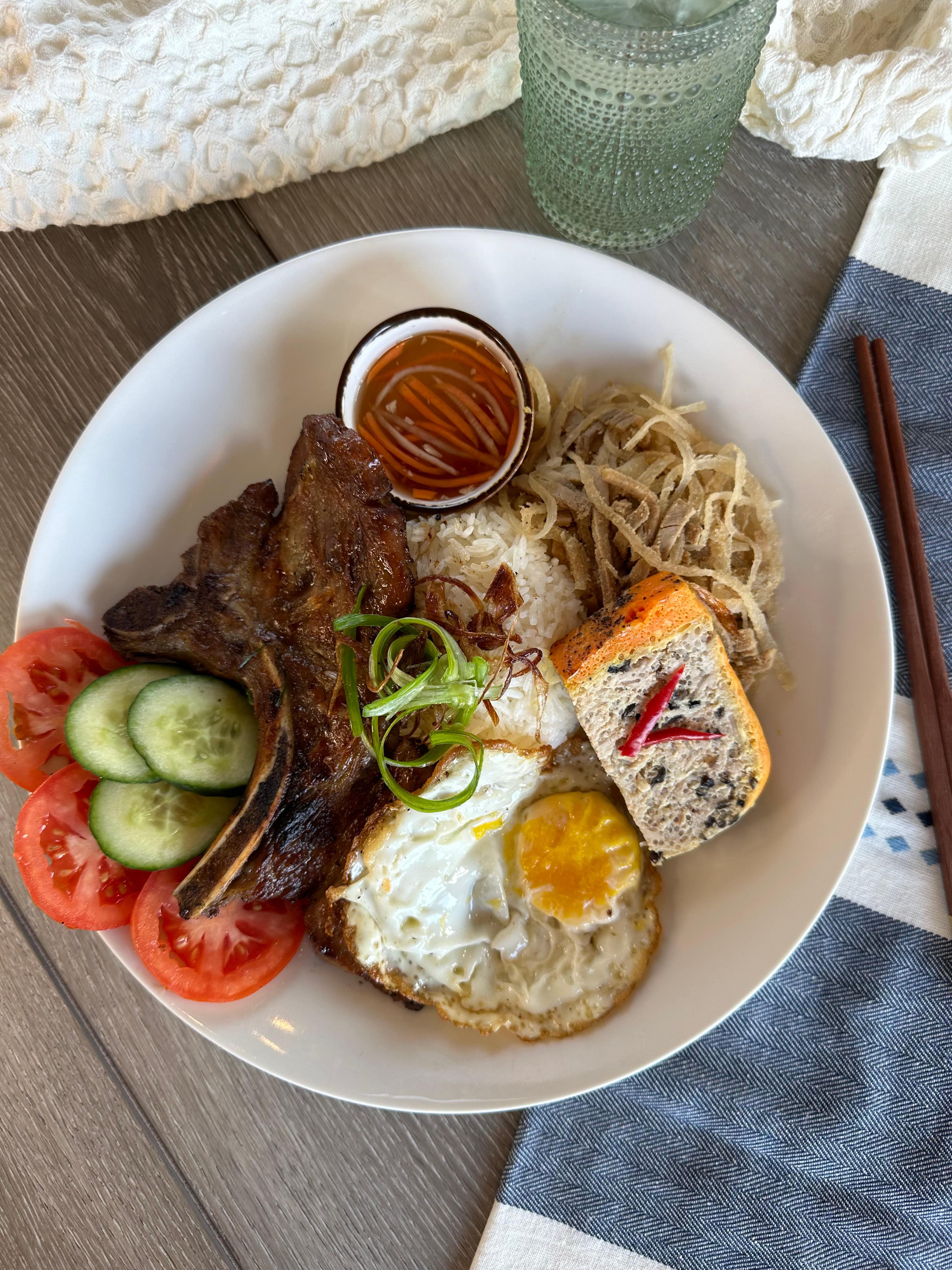 Classic Rice Plate (Com Suon, Bi, Cha,).