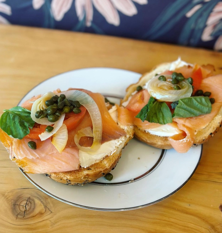 Lox Bagel.