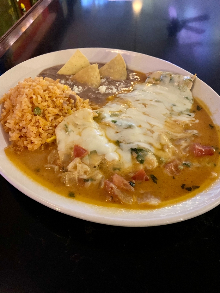 Pollo Acapulco.