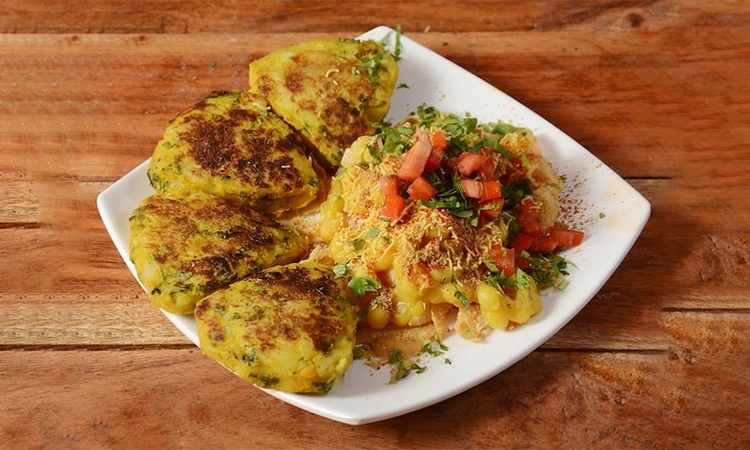 Aloo Tikki Chat.