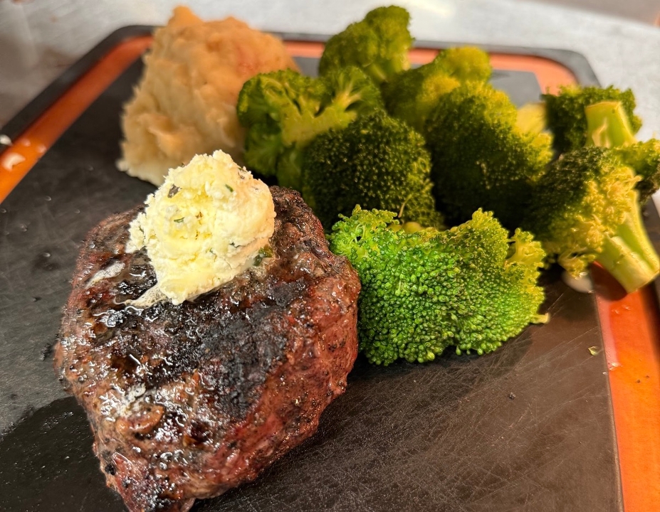 8 oz Sirloin.