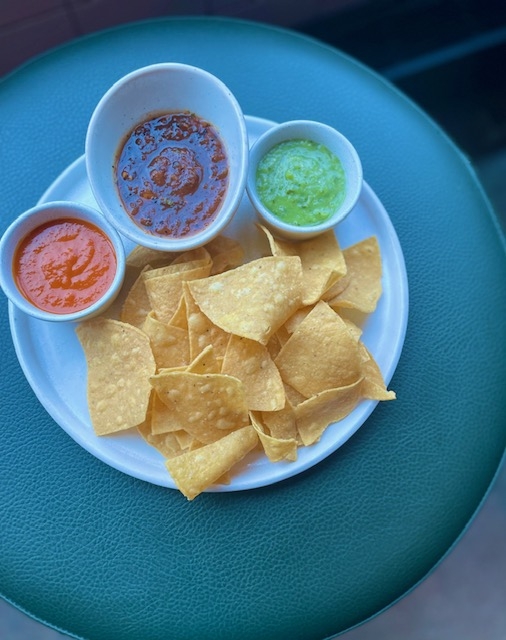 Chips Trio.