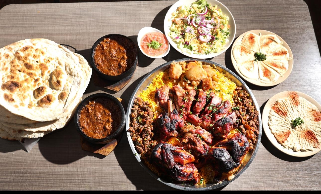 Sheeba Family Platter for 8.
