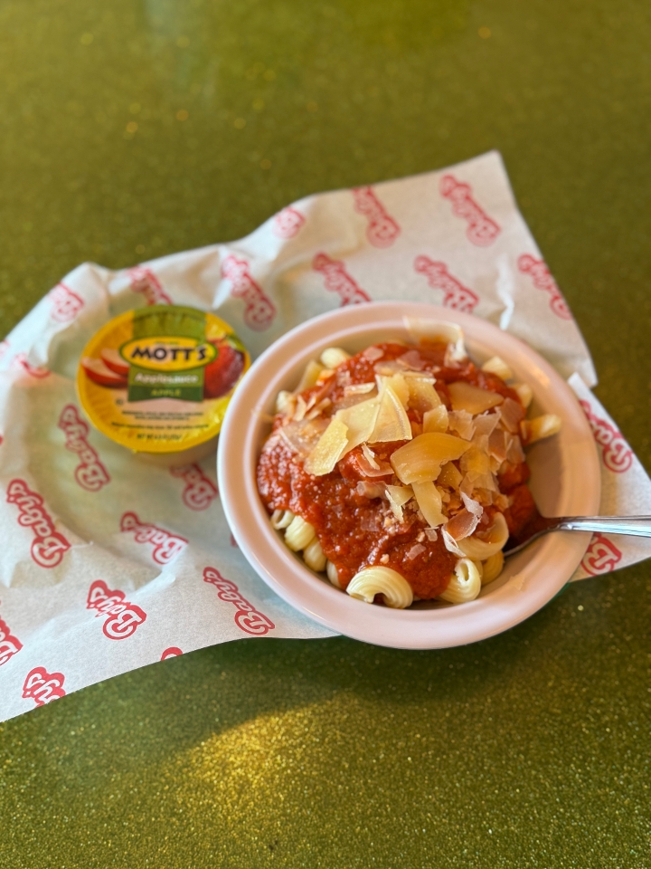 Kids Pasta with Marinara & Parmesan.