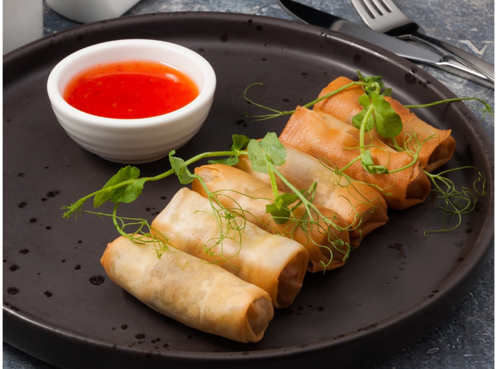 1/2 Dozen Eggrolls.