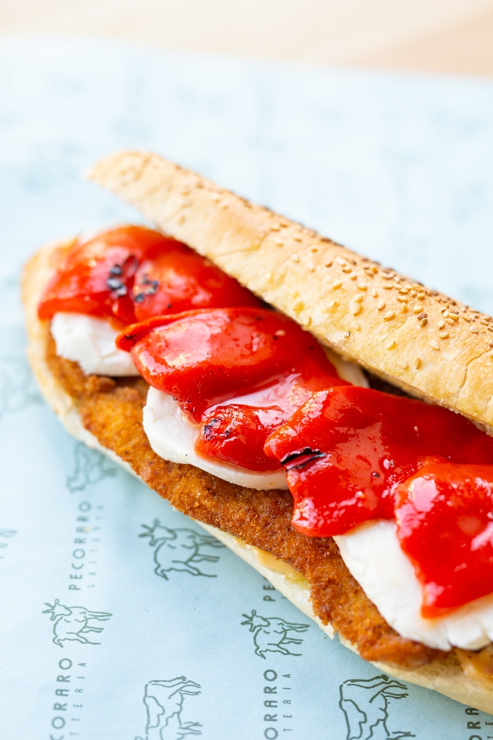 MILANESE CUTLET PANINI.