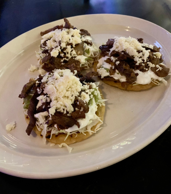 Sopes.
