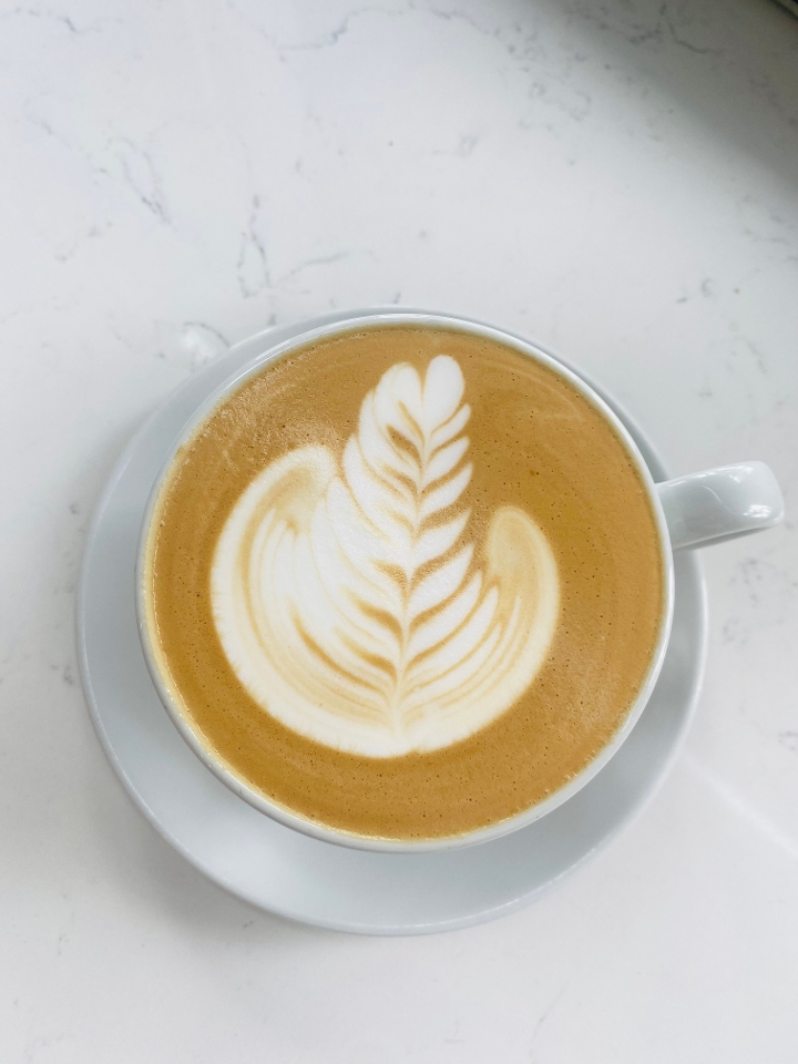 Cappuccino (12oz).