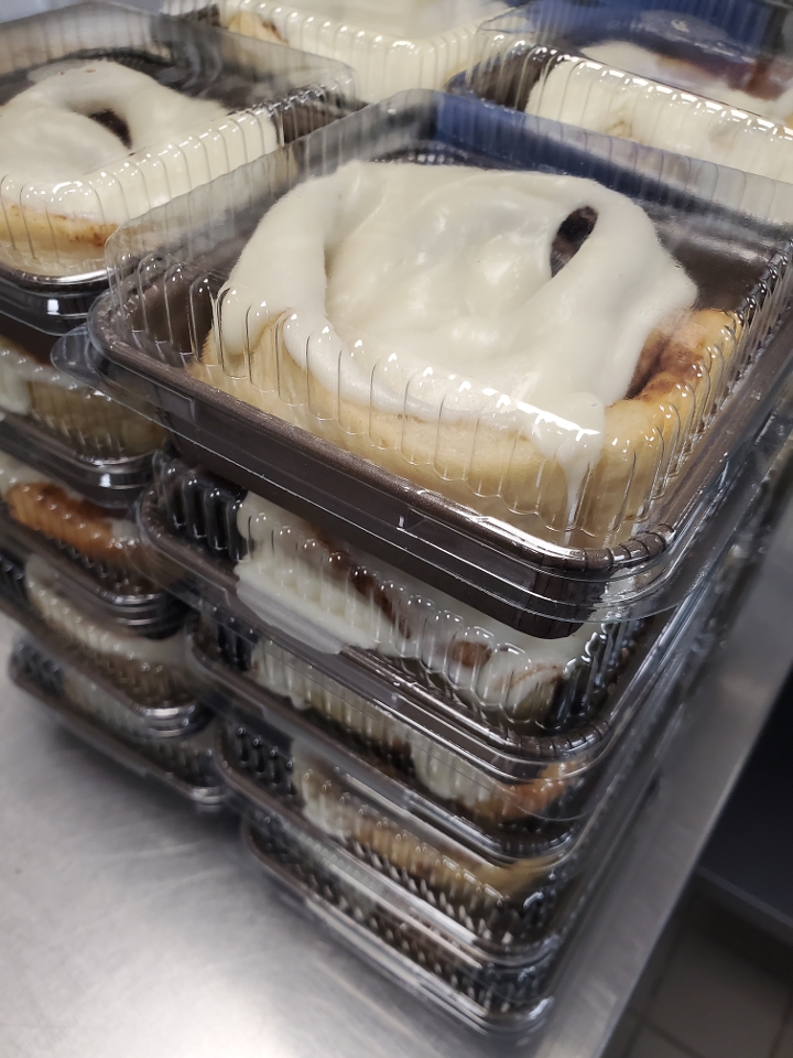 Cinnamon Roll 4 Pack.