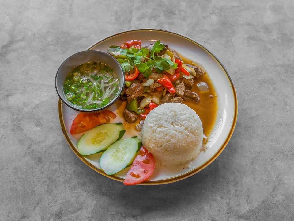 R5 Filet Mignon Com Bo Luc Lac Vietnamese Shaking Beef.