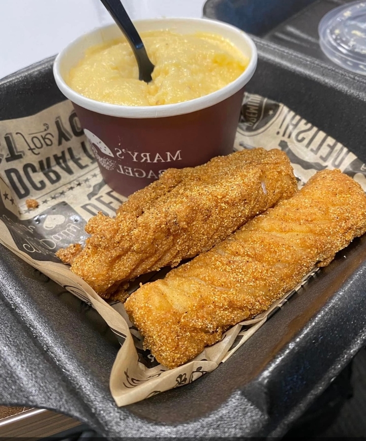 FISH & CHEESE GRITS (WED-FRI).