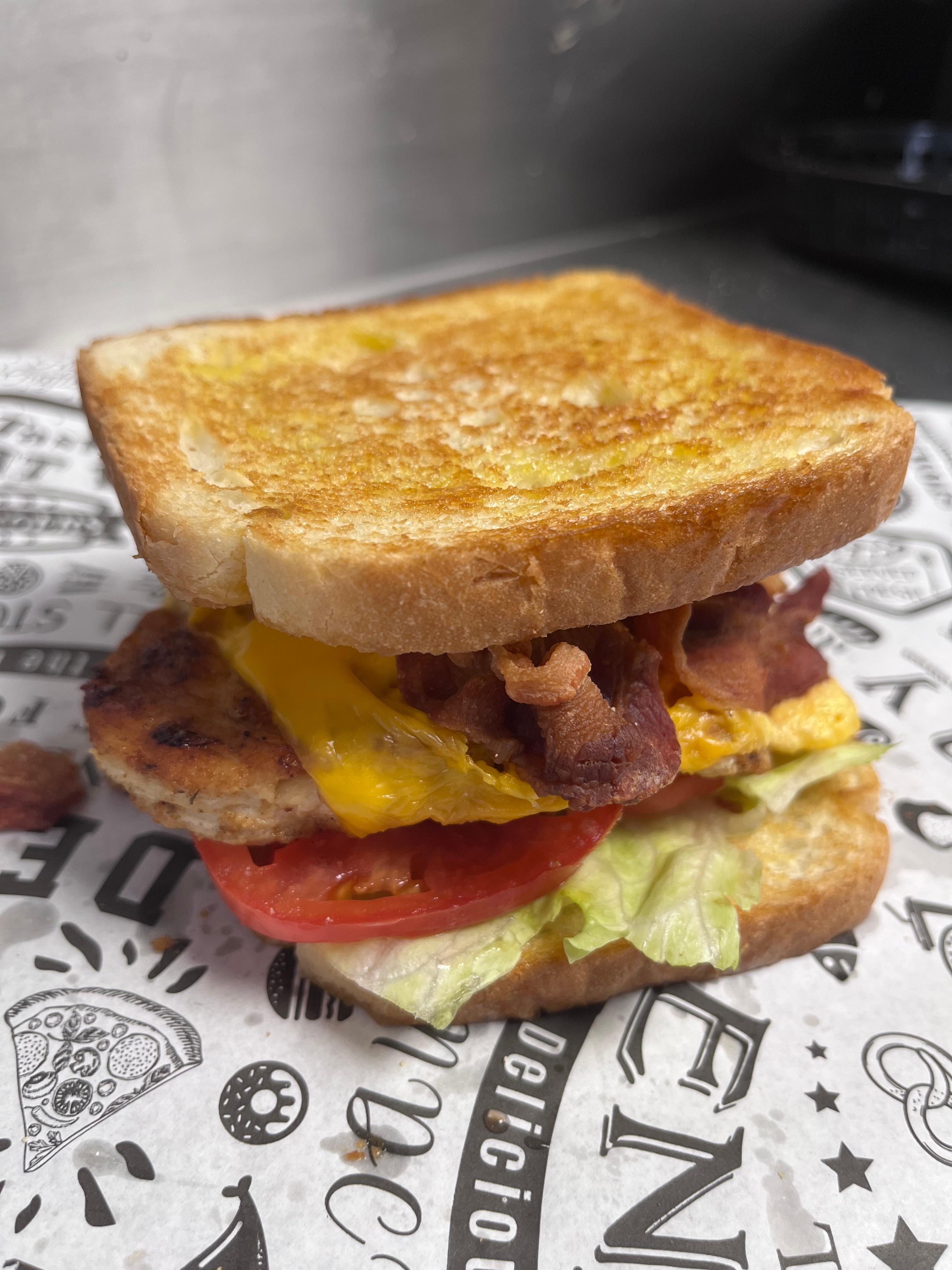 Chicken Club Sandwich (Grilled).